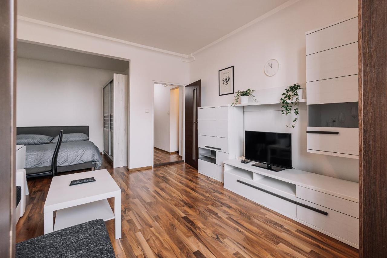 Cozy Apartment In Ruzinov Bratislava Dış mekan fotoğraf